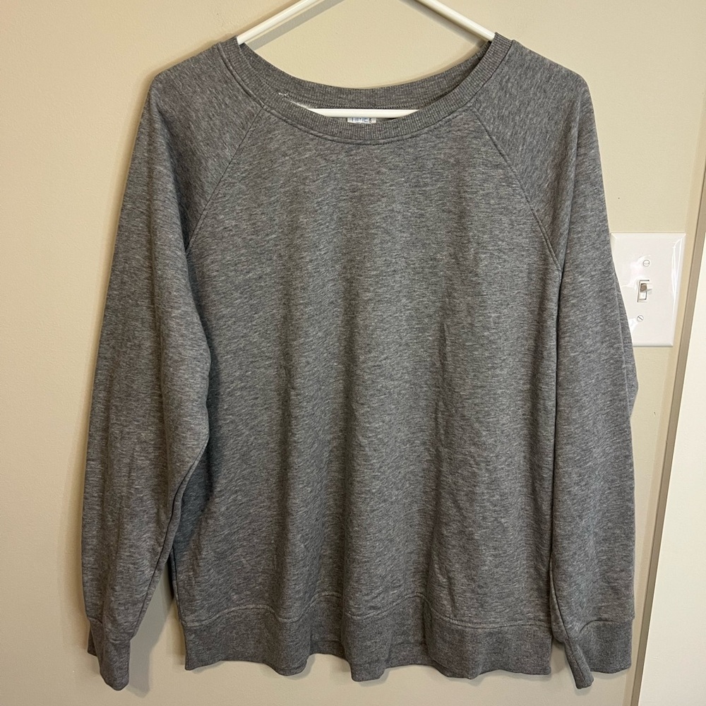 Time and Tru Dark Heather Gray Sweater - Picture 2 of 5